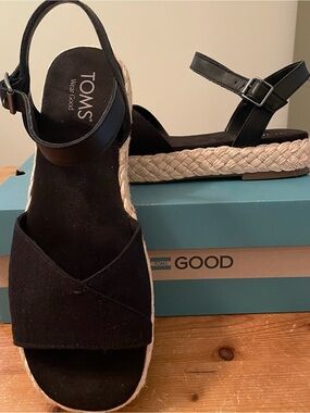 Women’s Toms Abby Sandal Size 9 Black Flatform Espadrille